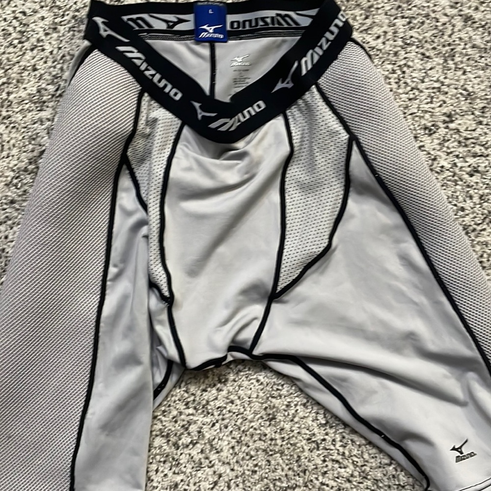 Mizuno compression shorts